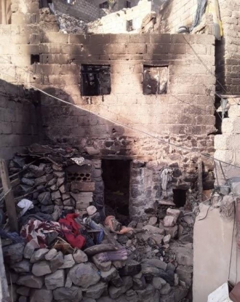في جريمة هزت اليمن..مسلحون يحرقون أربعة أطفال من المهمشين داخل منزلهم في تعز (تفاصيل+أسماء)