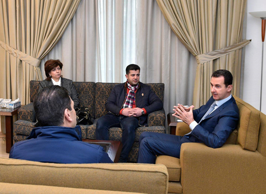 بشار الأسد يرضخ لتحدي فيصل القاسم ويظهر.. ولكن (صور)