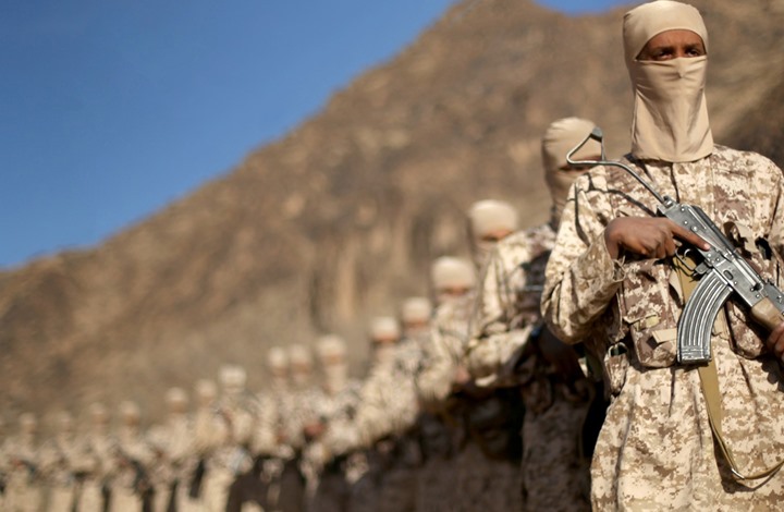 داعش يتحدى الرئيس الأمريكي ويستعرض عضلاته في اليمن (صور)