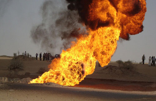 عناصر تخريبية تفجر أنبوب النفط في كيلو40 بمنطقة الدماشقة بمحافظة مأرب