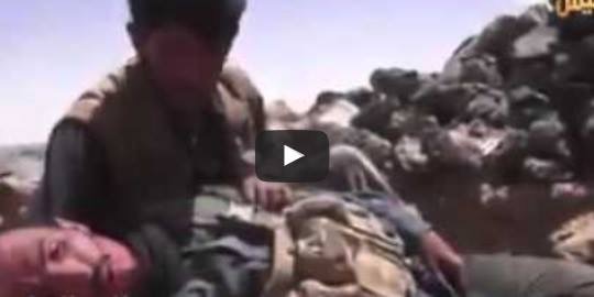 شاهد بالفيديو.. آخر لحظات أحد افراد المقاومة في مأرب قبل ان يفارق الحياة