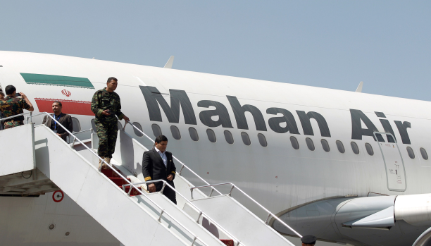 محللون: طائرات إيران إلى صنعاء رد على فتح سفارات الخليج في عدن
