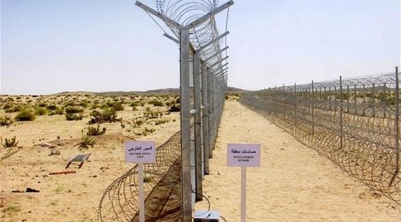 السعودية تبدأ في تفكيك السياج الحديدي بالمناطق الحدودية مع اليمن استعداداً للأجتياح البري