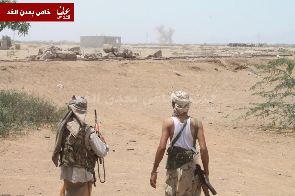 معارك عنيفة بين المقاومة الجنوبية والقوات الموالية للحوثيين بعدد من الجبهات في عدن