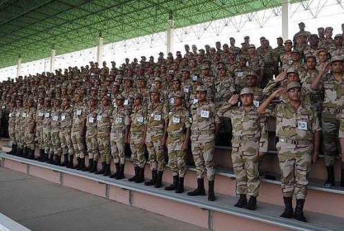 مصر تعلن تمديد مهمة قواتها المشاركة ضمن عمليات التحالف العربي في اليمن