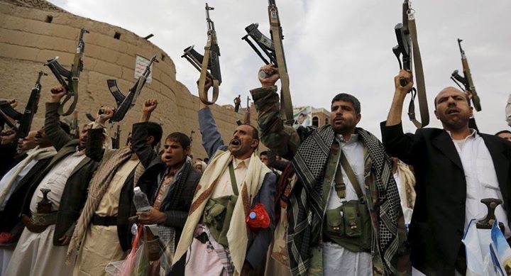 تفاصيل صفقة غير معلنة بين قوات الرئيس هادي والحوثيين