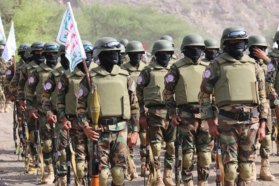 بالصور : قوات خاصة حوثية استعدادا لحرب خاطفة في «صنعاء»