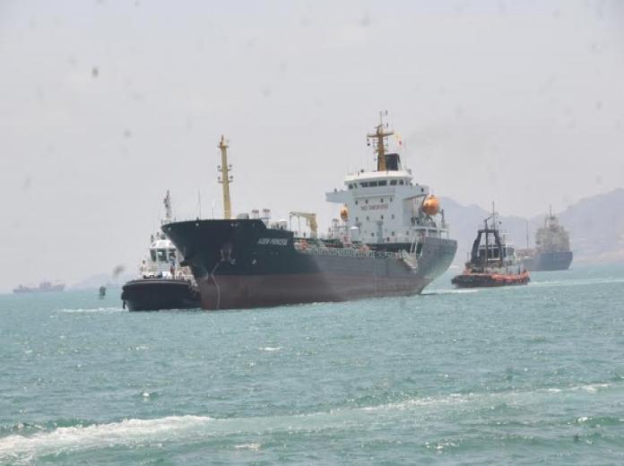 خفر السواحل يدعو إلى رفع الجاهزية الأمنية في خليج عدن