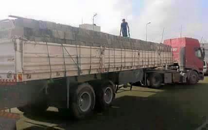 بالصور.. هكذا يتم نقل الميليشيات الحوثية إلى محافظتي تعز وعدن تجنبا لقصف قوات التحالف