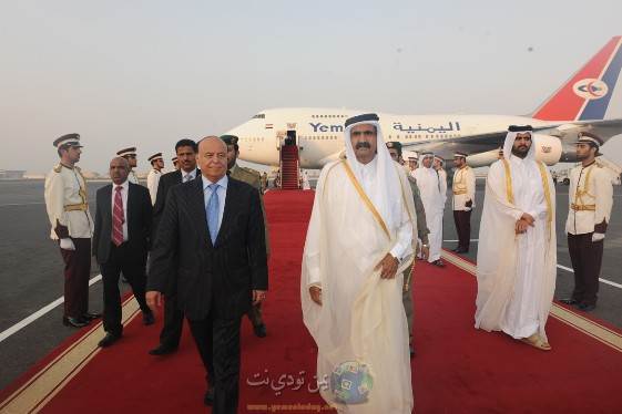أمير قطر يوجه بمعاملة أبناء الجالية اليمنية في قطر كأبناء البلد واستكمال المشاريع القطرية في اليمن