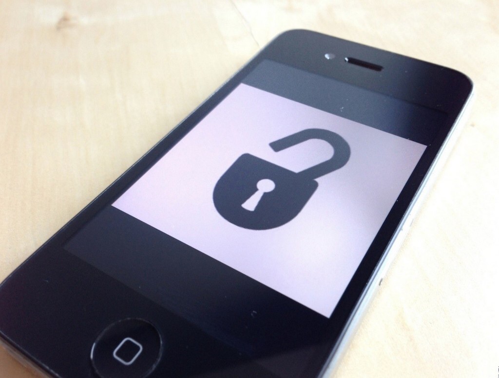 أمريكا تسمح لمواطنيها بعمل Unlock لهواتف الآيفون iphone