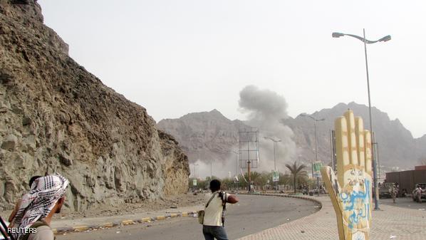 الحوثيون ينسحبون من أجزاء في المدينة الخضراء بعدن