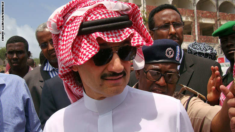 الأمير الوليد بن طلال يقدم نصف مليون ريال للقنصل عبدالله الخالدي