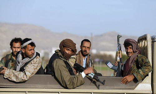 الحوثيون يفرجون عن فريق للأمم المتحدة بعد اختطافه