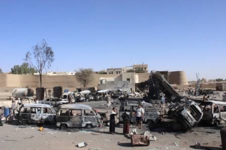 آثار قصف طيران التحالف على منشئات تسيطر عليها مليشيات الحوثي بصع