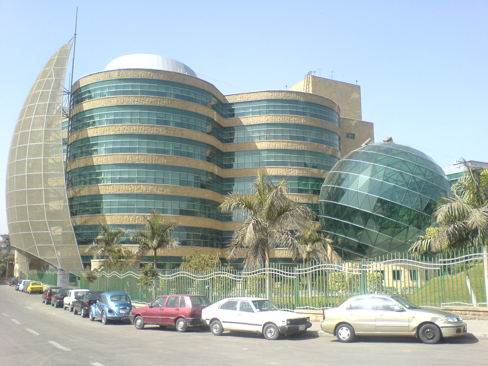 مبنى مستشفى 57357 في مصر