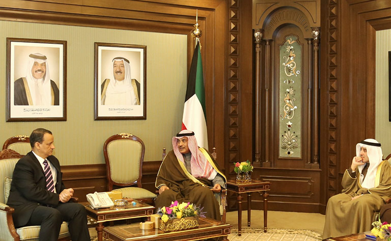 وزير الخارجية الكويتي يلتقي المبعوث الأممي إلى اليمن