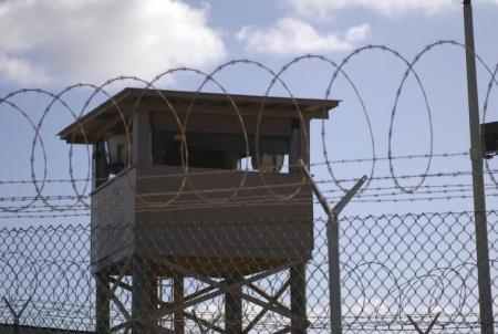 أمريكا ستنقل 4 معتقلين من جوانتانامو إلى السعودية خلال 24 ساعة