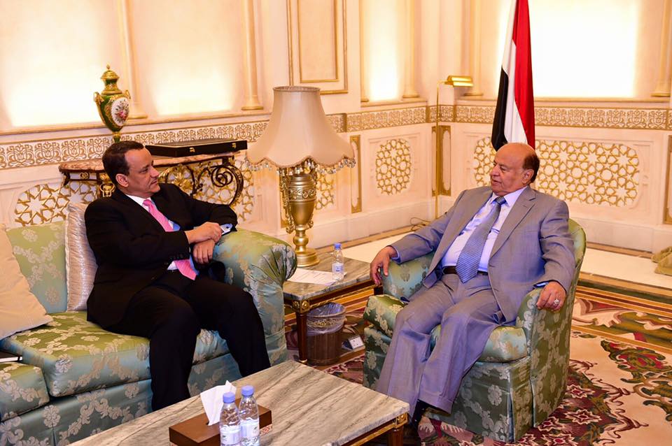 الرئيس هادي يشترط عدد من الإجراءات لبناء الثقة قبل استئناف المحادثات مع المتمردين الحوثيين