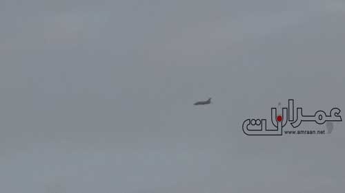 طائرة لسلاح الجو اليمني في سماء أحد مناطق محافظة عمران (4-7-2014