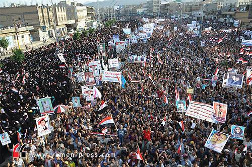 أمواج بشرية تجتاح العاصمة صنعاء والمعارضة اليمنية تنفي الحوار