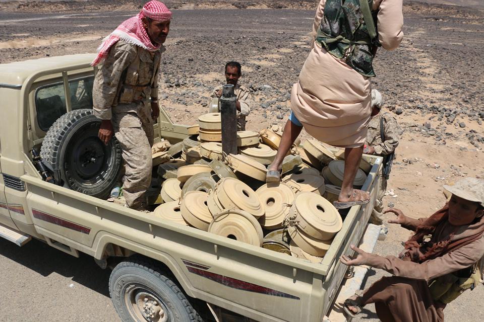 بالصور.. مسلحو جماعة الحوثي وقوات صالح 
