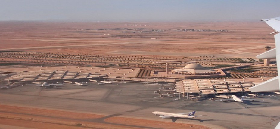 عودة طائرة الوليد بن طلال لمطار الرياض بعد إقلاعها بدقائق خوفا من انفجارها