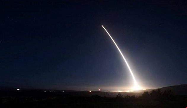 التحالف العربي يعترض صاروخ بالستي في سماء مأرب