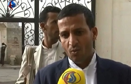 القيادي الحوثي حسين العزي