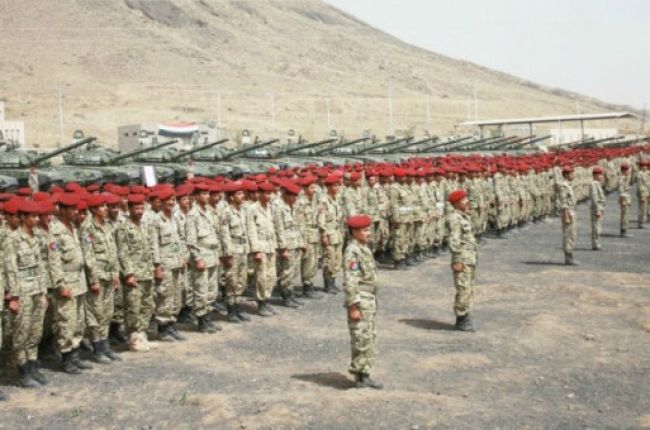 الحوثي يوجه باعتماد مليار ريال لإعادة تأهيل قوات الحرس الجمهوري