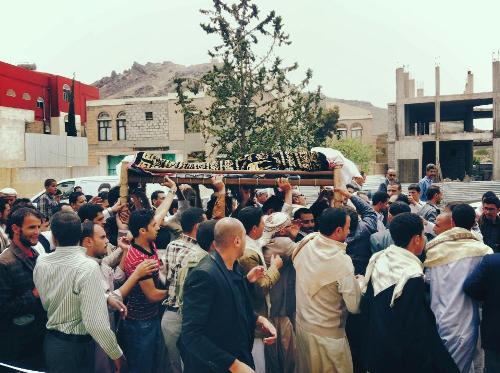 جنازة الناشط اليمني الشاب إبراهيم مثنى