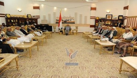 الرئيس هادي يستنفر شيوخ القبائل من المهرة وحتى صعدة لمواجهة الخطر الحوثي