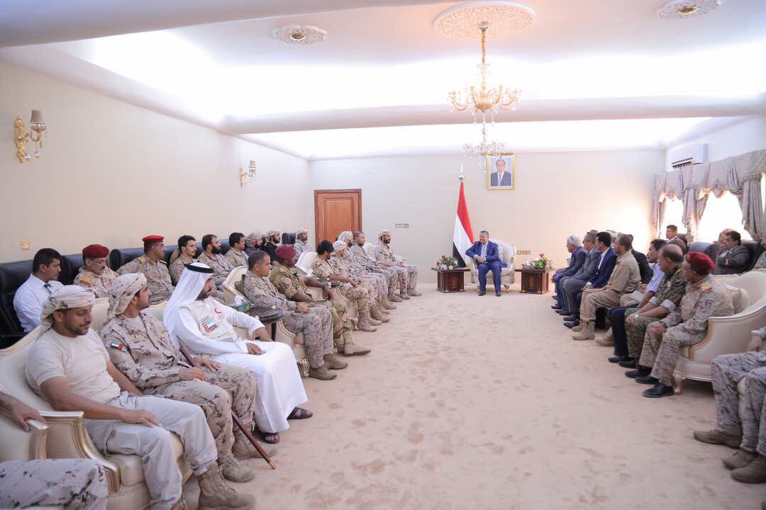 حراك عسكري وسياسي بعدن.. بن دغر يلتقي بقادة قوات التحالف في اليمن للمرة الثانية في ظرف 3 أيام