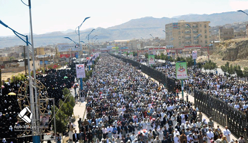 حشود في جمعة اليوم بشارع الستين بالعاصمة صنعاء