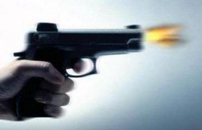 مواطن يقتل ابنه في العاصمة صنعاء برصاصة في صدره
