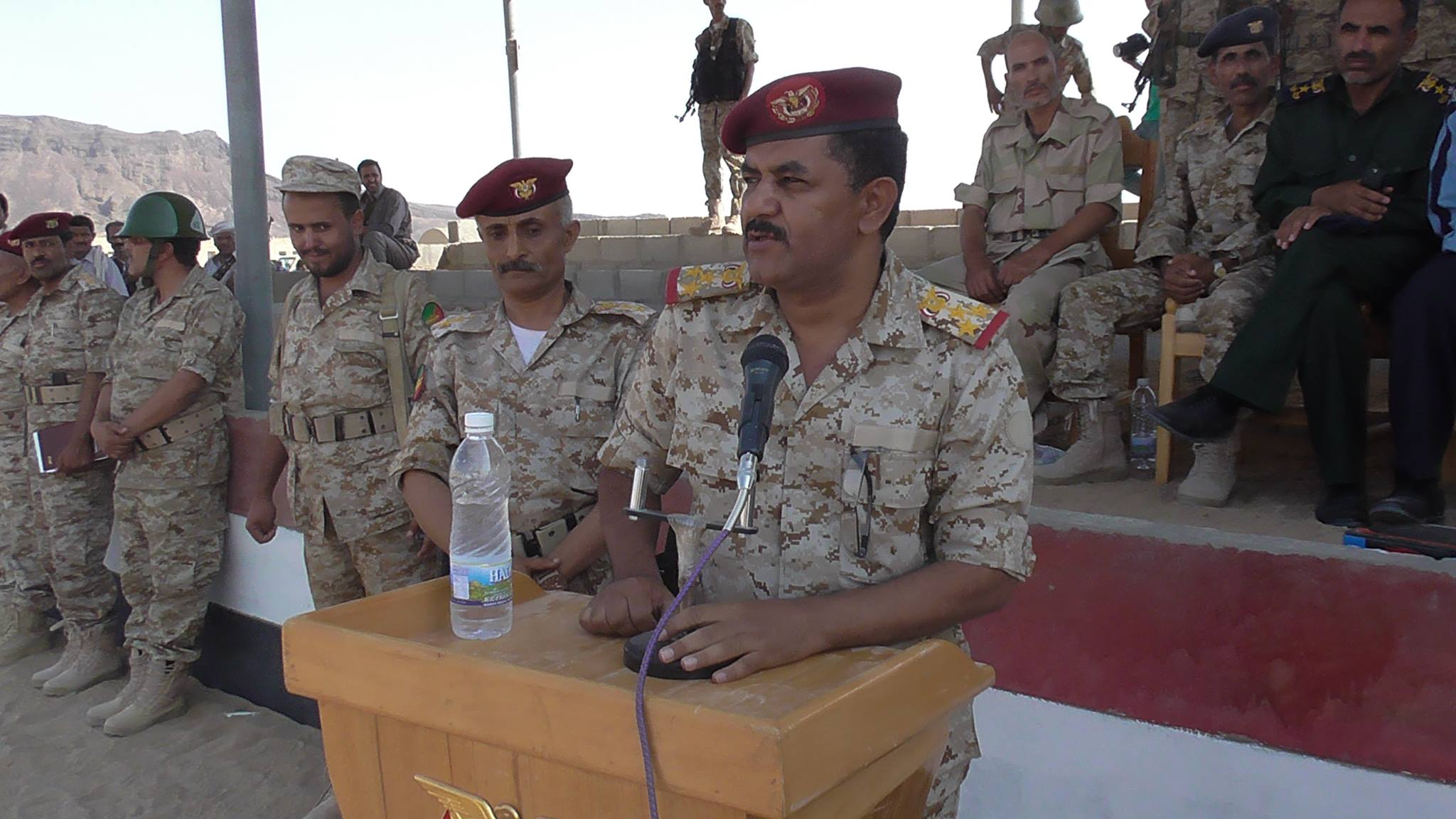 مصدر مسؤول: مليشيا الحوثي توقف مستحقات ورواتب منتسبي اللواء 14 مدرع بمأرب