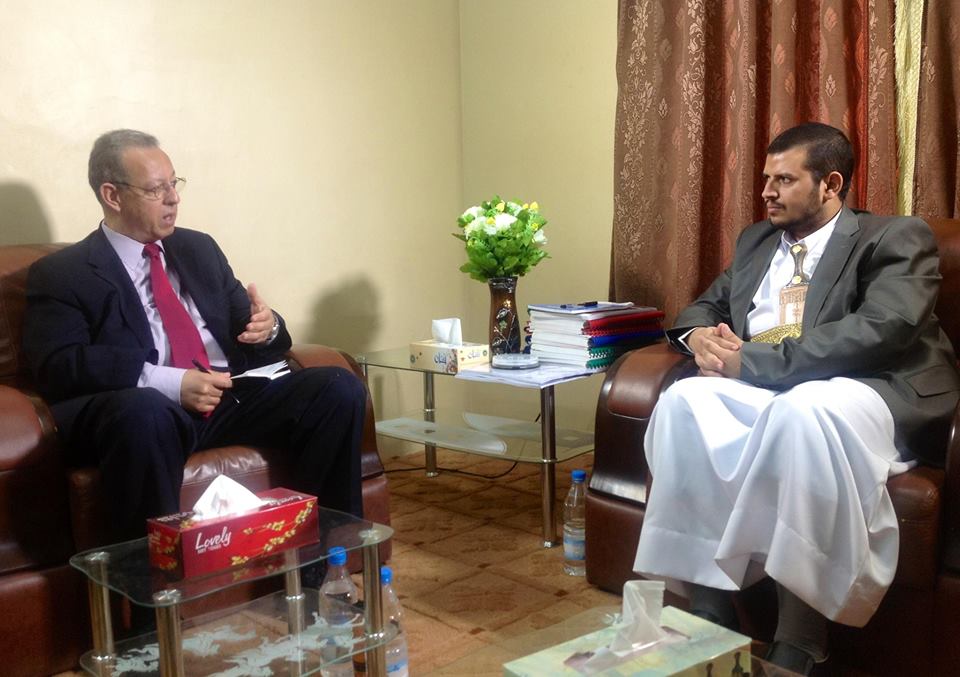 جمال بنعمر في لقاء سابق مع عبدالملك الحوثي