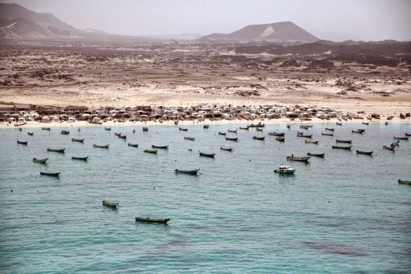 ميناء تاريخي يتحول لمحطة تهريب وقود إلى الحوثيين