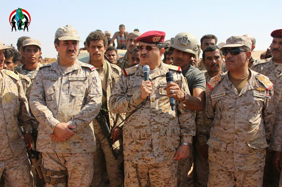 اللواء المقدشي يقوم بأول زيارة له إلى المنطقة العسكرية الخامسة (صور)