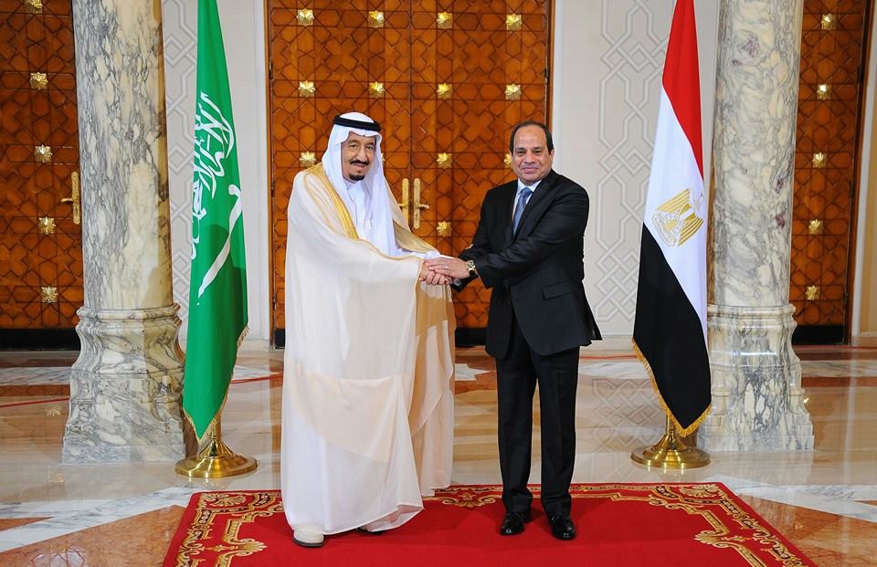 ماذا قال الملك سلمان عن اليمن في المؤتمر الصحفي الذي عقده مع الرئيس السيسي بالقاهرة ؟
