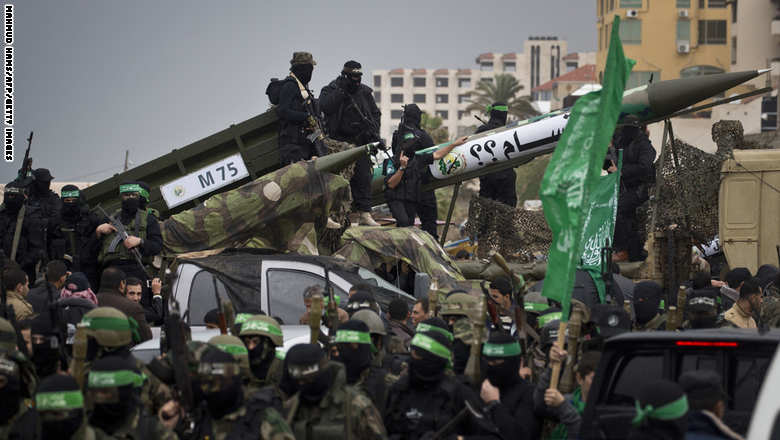 قصف إسرائيلي يستهدف موقعاً لحماس في غزة رداً على صاروخ تبنته جماعة 