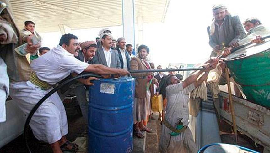 النفط والكهرباء في اليمن .. أزمة لا تنقطع