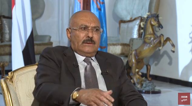 علي عبد الله صالح يكشف تفاصيل جديدة عن مكان تواجده أثناء قصف الصالة الكبرى بصنعاء (فيديو)