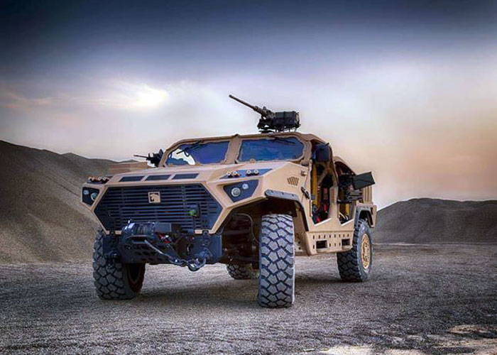 آليات عسكرية مصنعة محليا تدخل الخدمة بالقوات الإماراتية