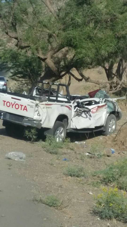 مقتل مسؤول أمني موالٍ للحوثيين وقيادي بحزب المؤتمر الشعبي العام بحادث مروري بتعز (صور)