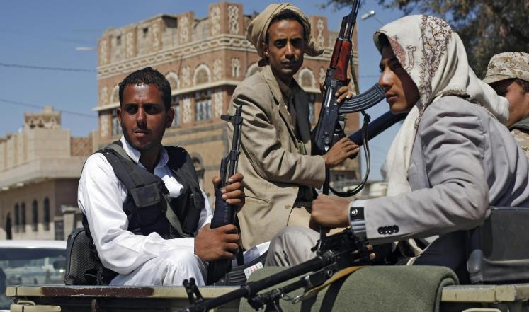 هيومن رايتس ووتش: اعتداءات الحوثيين قد ترقى لجرائم حرب