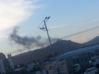 سماع انفجارات بغارات للتحالف على أهداف للحوثيين في صنعاء (صورة)