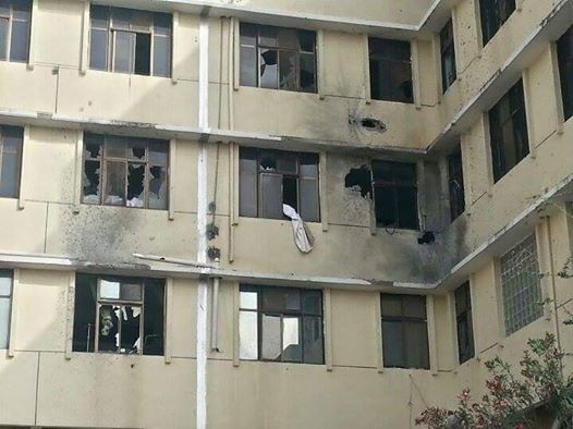 مليشيا الحوثي تقصف مستشفى الثورة بتعز بأكثر من 13 قذيفة-ارشيف