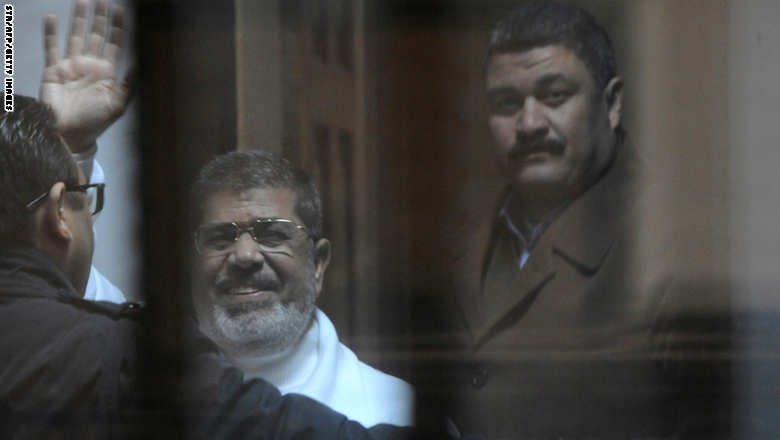 تأجيل محاكمة مرسي و10 متهمين بـ\