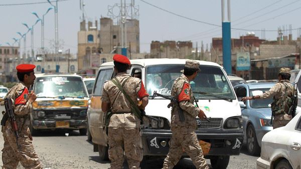عملية ملاحقة مطلوبين أمنيين في العاصمة صنعاء تجري على مدار الساعة